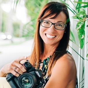 Sarah_burns_cropped
