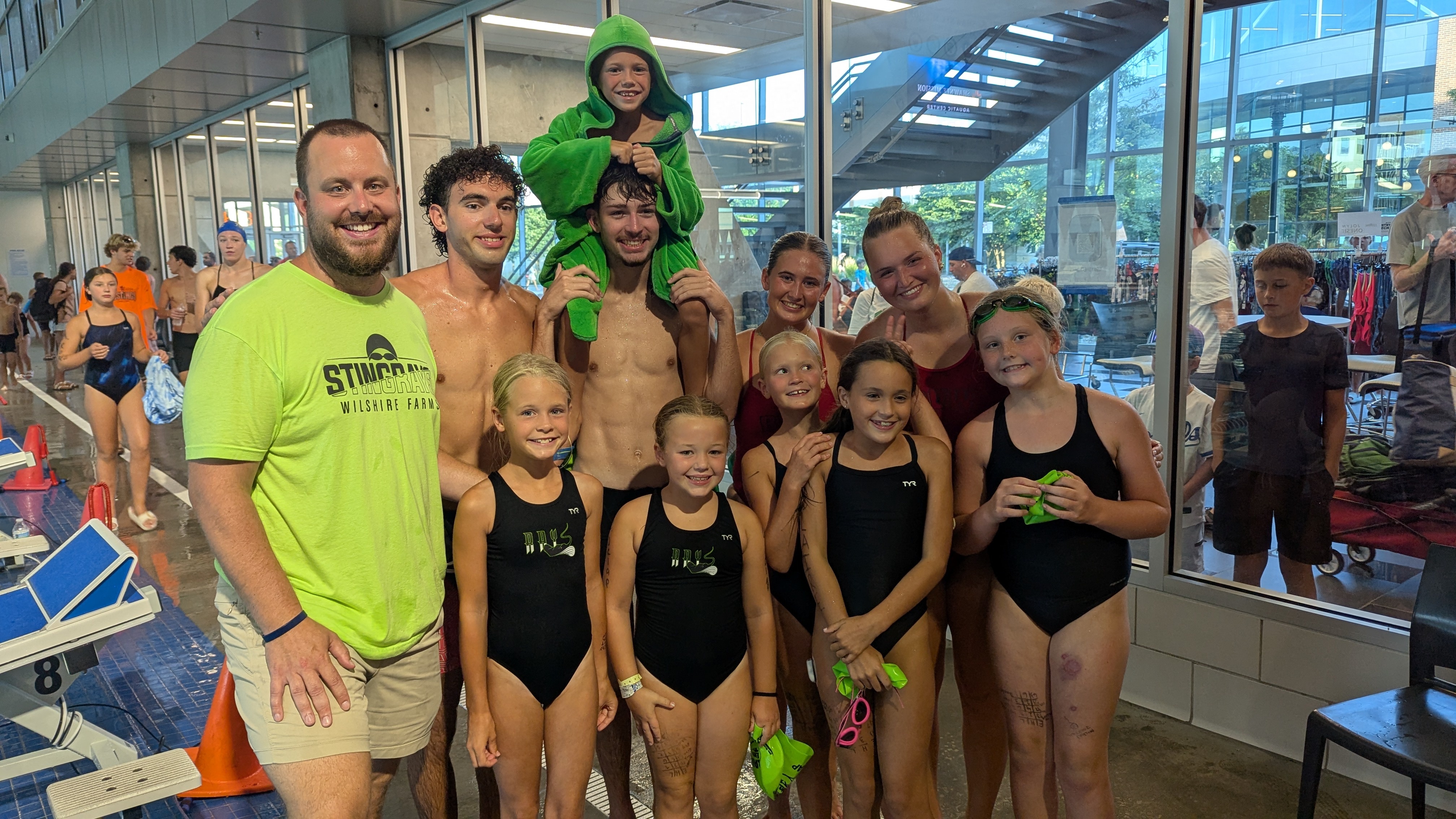 WF stingrays and coaches