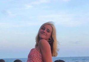 Hailey_bloss
