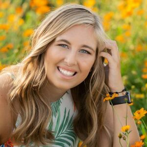 Lindsey-hays-450x450