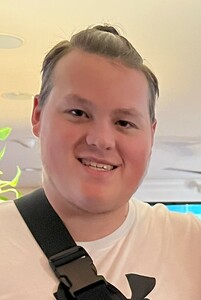 Evan_headshot