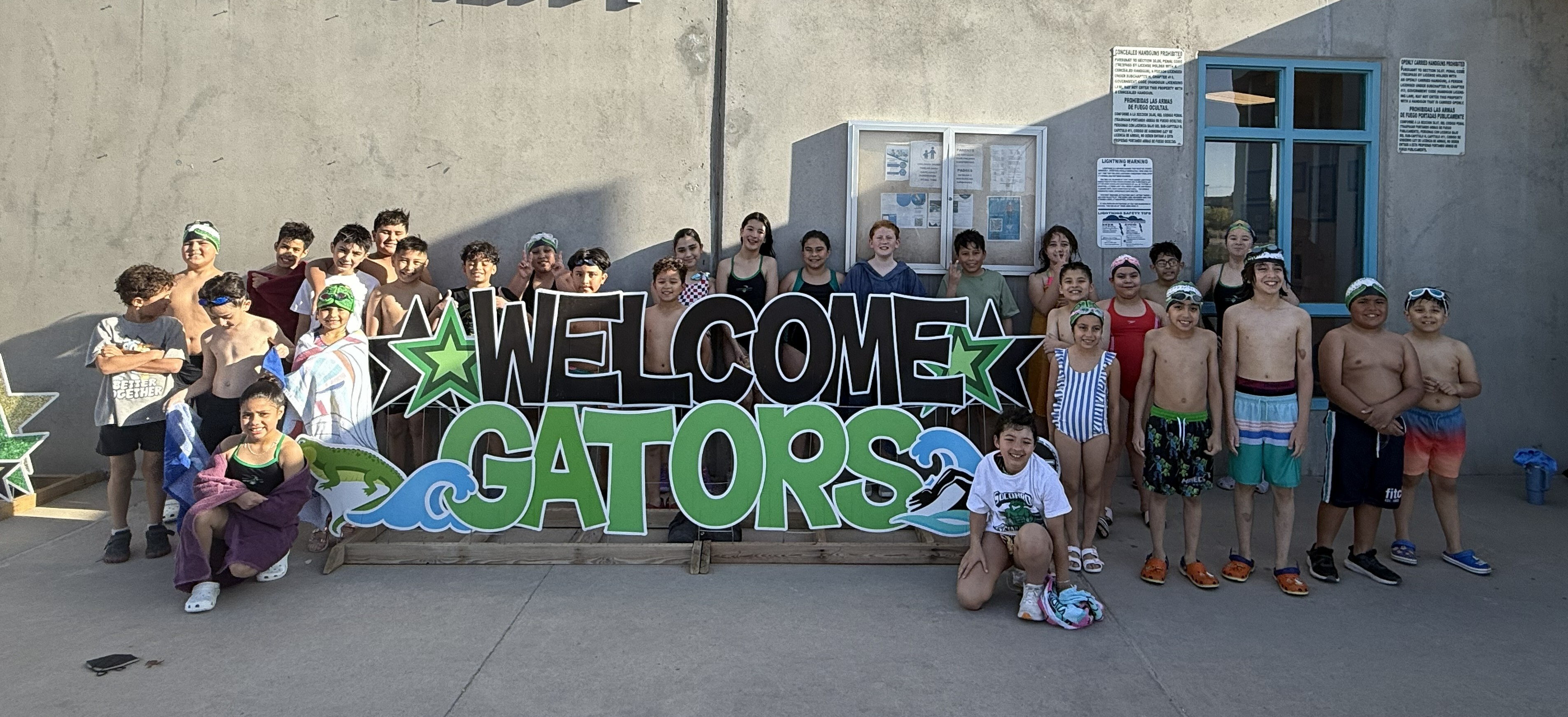 Socorro Ragin' Gators swim team photo 2023